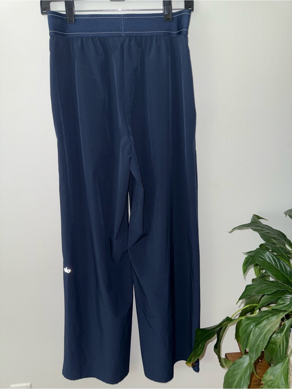 ALO Yoga suit up trousers | Navy Wide Leg Lounge Pant… - Gem